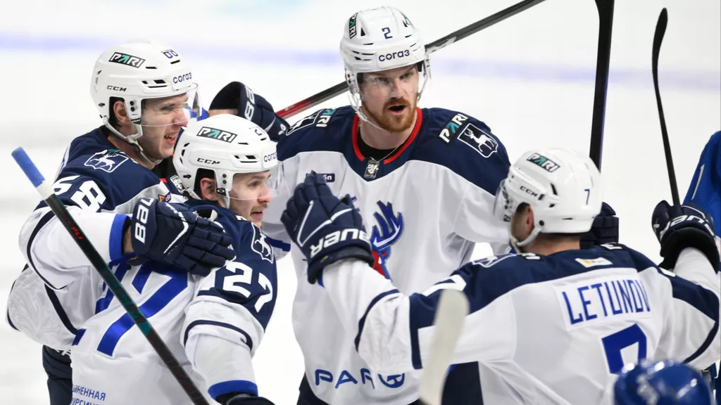 Московское «Динамо» потерпело поражение от «Торпедо» в овертайме домашнего матча КХЛ