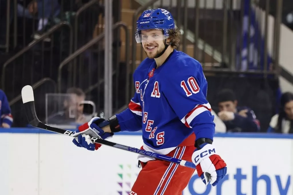 Плющев - о переходе Панарина в «Кингз»: наверное, его никто не принуждал