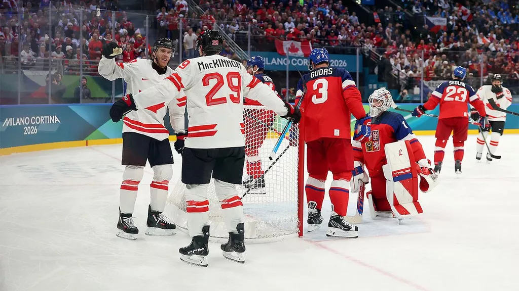 Канада обыграла Чехию со счетом 5:0 в хоккейном матче Олимпиады