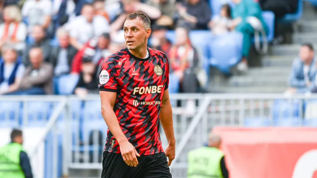 Артём Дзюба — лидер РПЛ и топ-5 лиг Европы по выигранным единоборствам