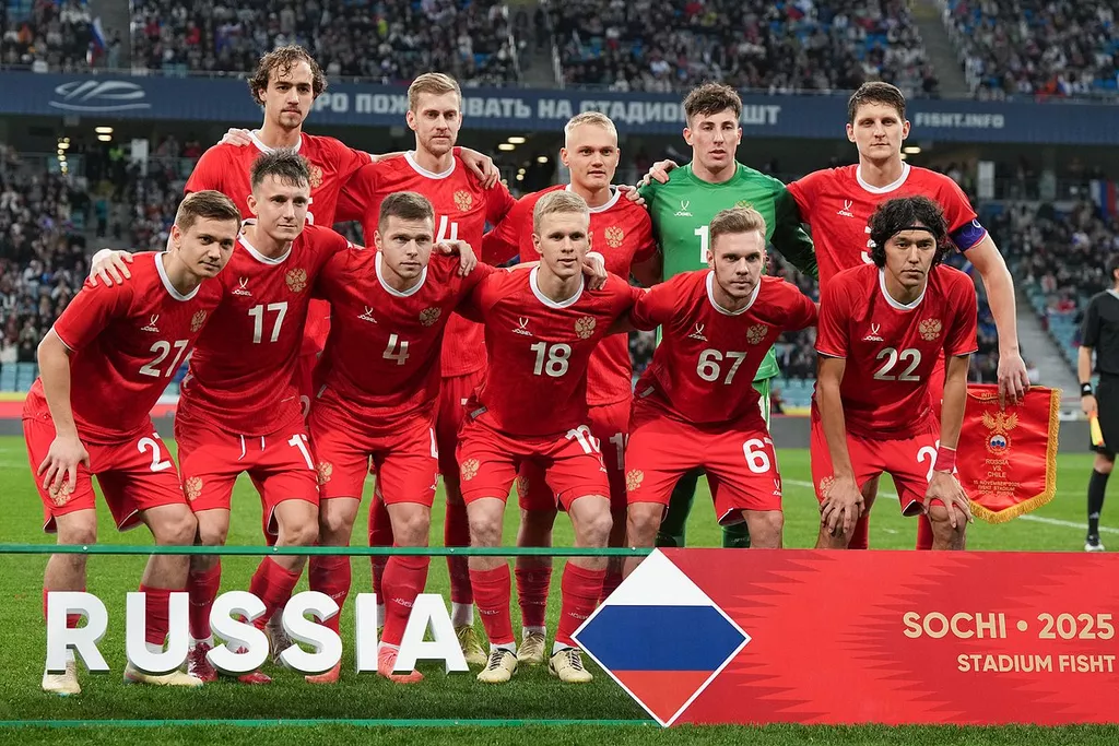 Петрушин: собирать сборную России во время отстранения – это не ошибка