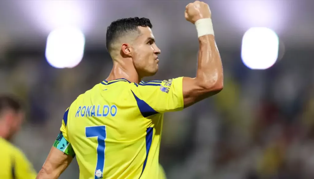 «Аль-Хиляль» приостановил переговоры по трансферу Бензема из-за реакции Роналду