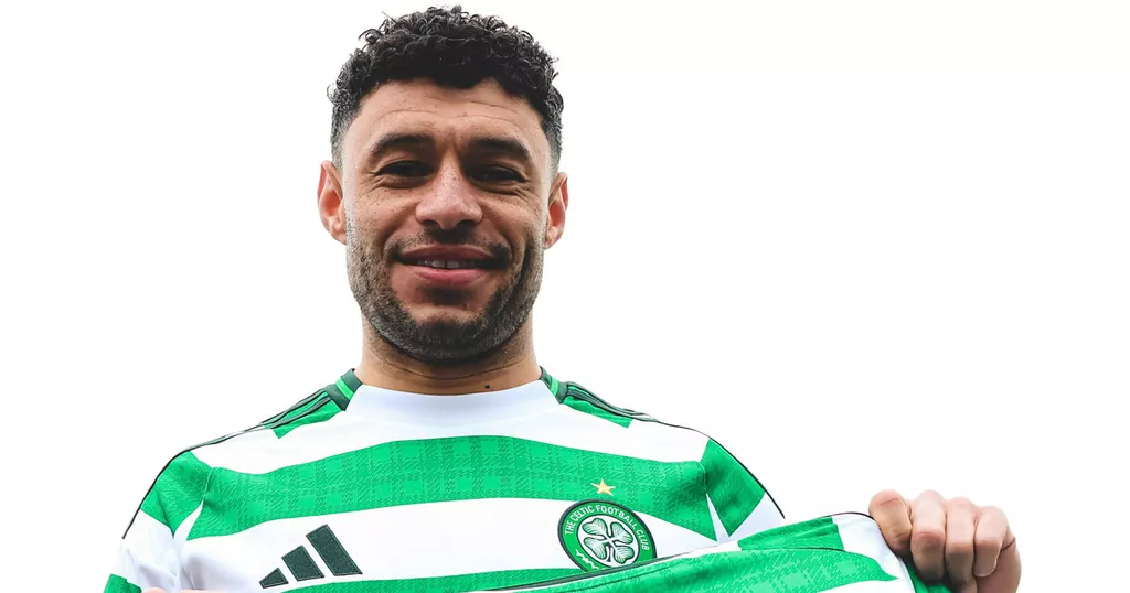 Алекс Окслейд-Чемберлен заключил соглашение с «Селтиком»