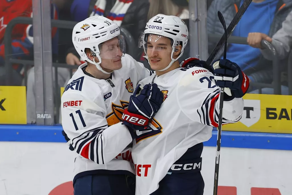 «Металлург» с минимальным преимуществом обыграл «Ладу» в гостевом матче КХЛ