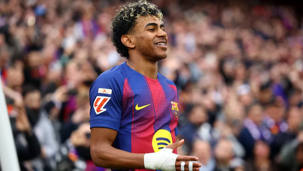 «Барселона» разгромила «Вильярреал», Ямаль оформил первый хет-трик