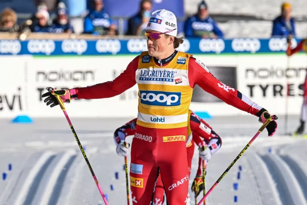 Норвежские лыжники Клебо и Хедегарт победили в командном спринте на Олимпиаде-2026