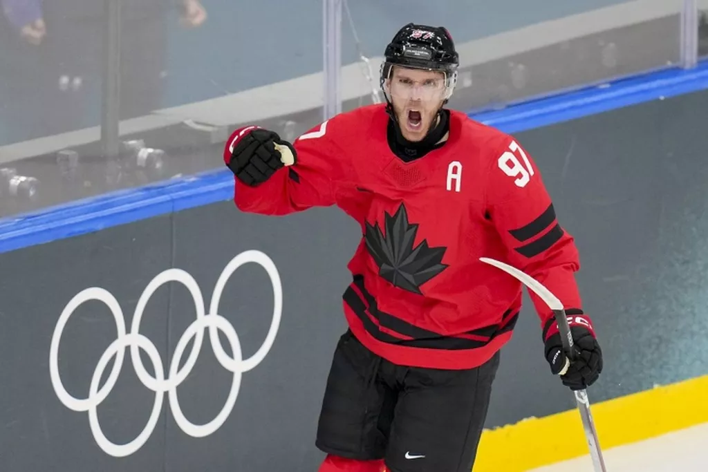 Макдэвид побил рекорд по голевым передачам на Олимпиадах с участием игроков НХЛ