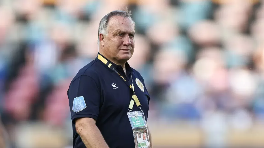 Дик Адвокат завершил тренерскую карьеру после выхода Кюрасао на чемпионат мира