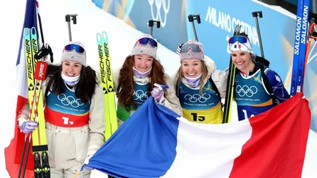 Французские биатлонистки одержали победу в олимпийской эстафете
