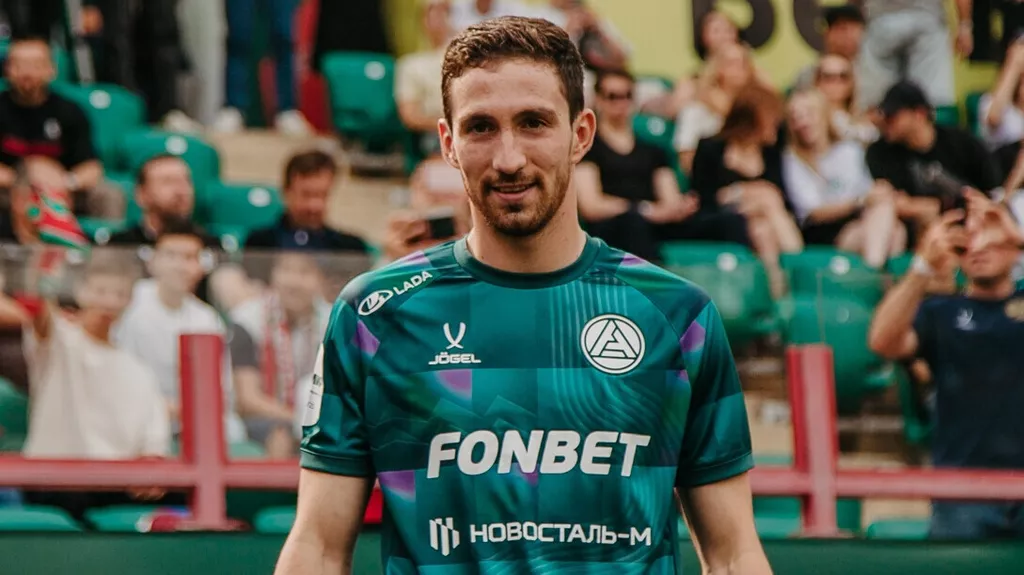 «Акрон» объявил о переходе Бакаева в «Родину»