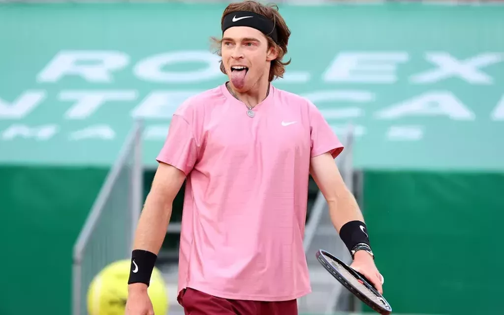 Андрей Рублев вышел в полуфинал турнира в Дубае