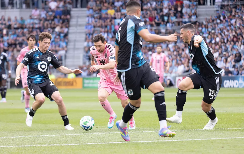 МЛС вынесла решение по Месси после информации о попытке форварда ворваться в судейскую