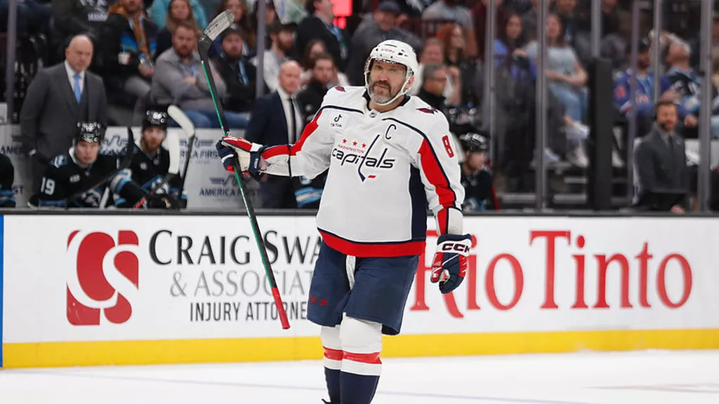 Овечкин сократил отставание от снайперского рекорда Гретцки в НХЛ до 13 шайб