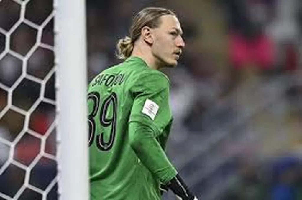 Колыванов не смог определить фаворита в первом матче 1/8 финала Лиги чемпионов между «ПСЖ» и «Челси»