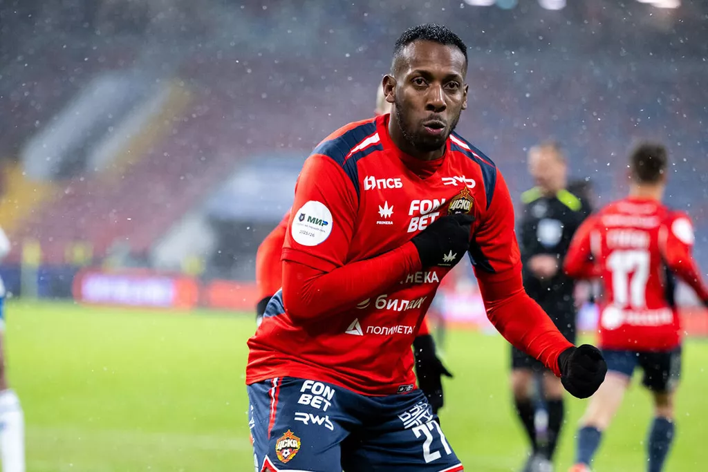 Тренер ЦСКА Экспозито прокомментировал отстранение защитника Мойзеса