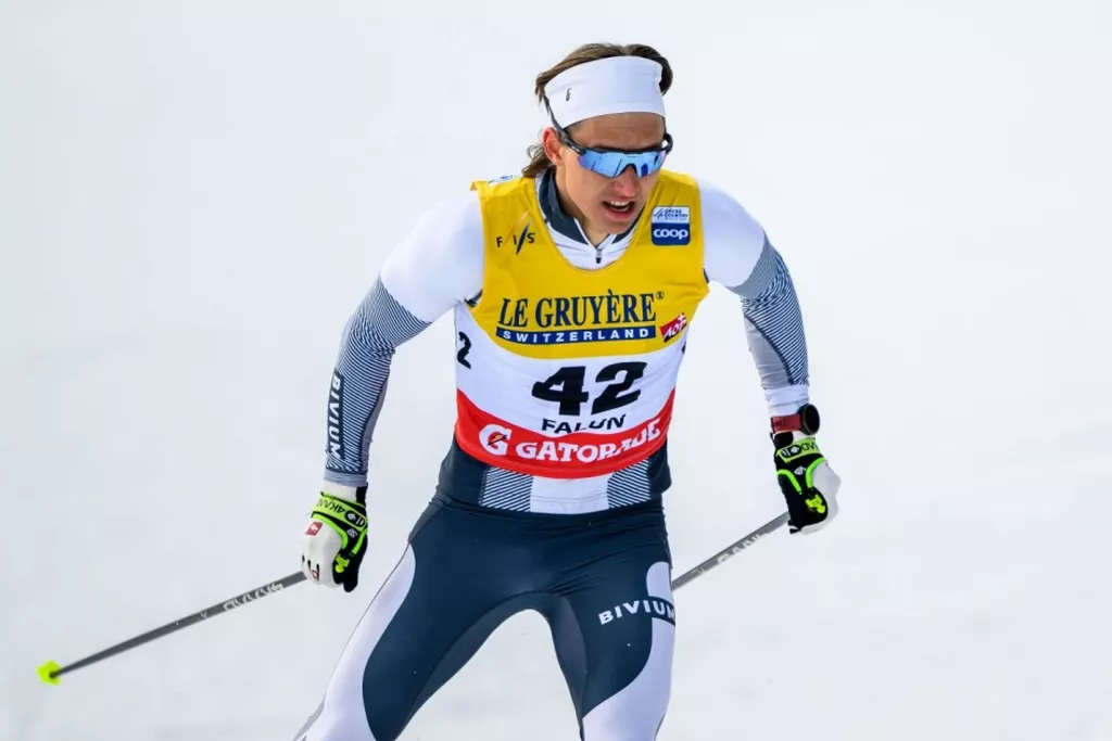 Савелий Коростелёв показал четвертый результат в скиатлоне на этапе Кубка мира в Фалуне