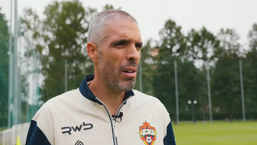 «Плохие мысли по поводу ЦСКА». Петрушин - о конфликте Челестини и Мойзеса