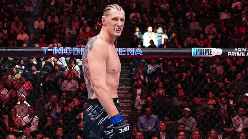 Волков проведет бой с Кортес-Акостой на турнире UFC 328