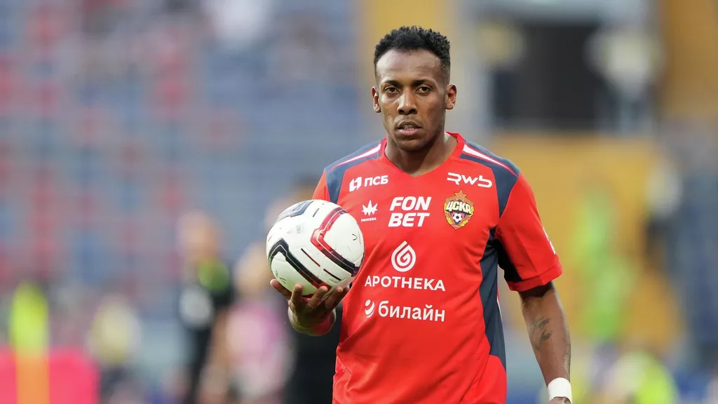 Петрушин: Мойзес получает красные карточки заслуженно, но не по делу