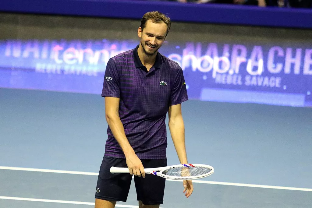 Ольховский назвал фаворита Индиан-Уэллс в паре Медведев - Табило