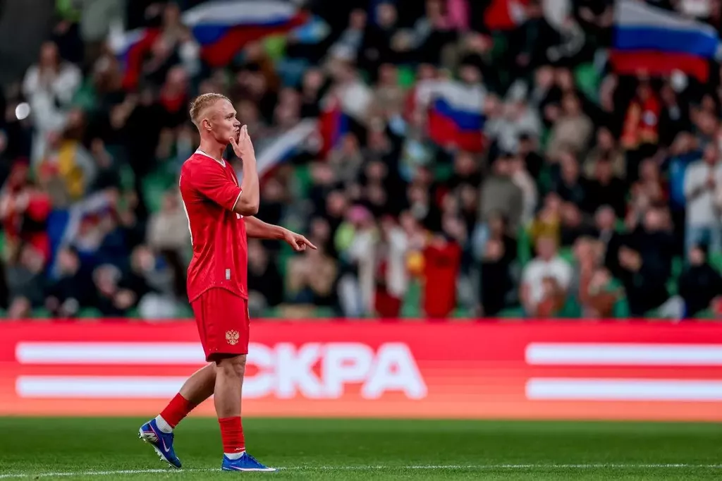 Кавазашвили: все должны визжать после матчей сборной России, а у нас никакой радости нет