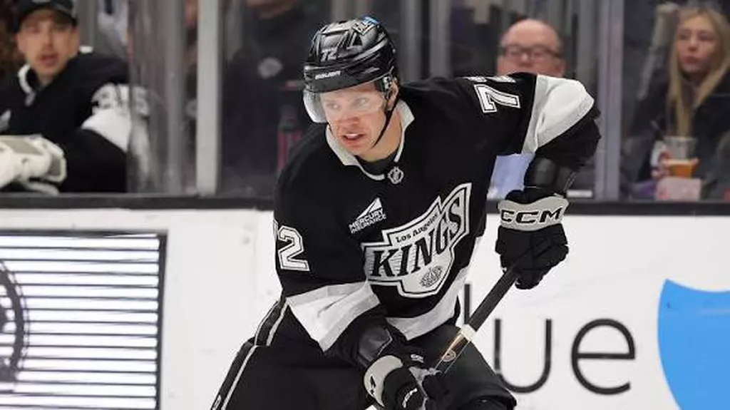 Передача Панарина помогла «Лос-Анджелесу» обыграть «Айлендерс» и войти в зону плей-офф