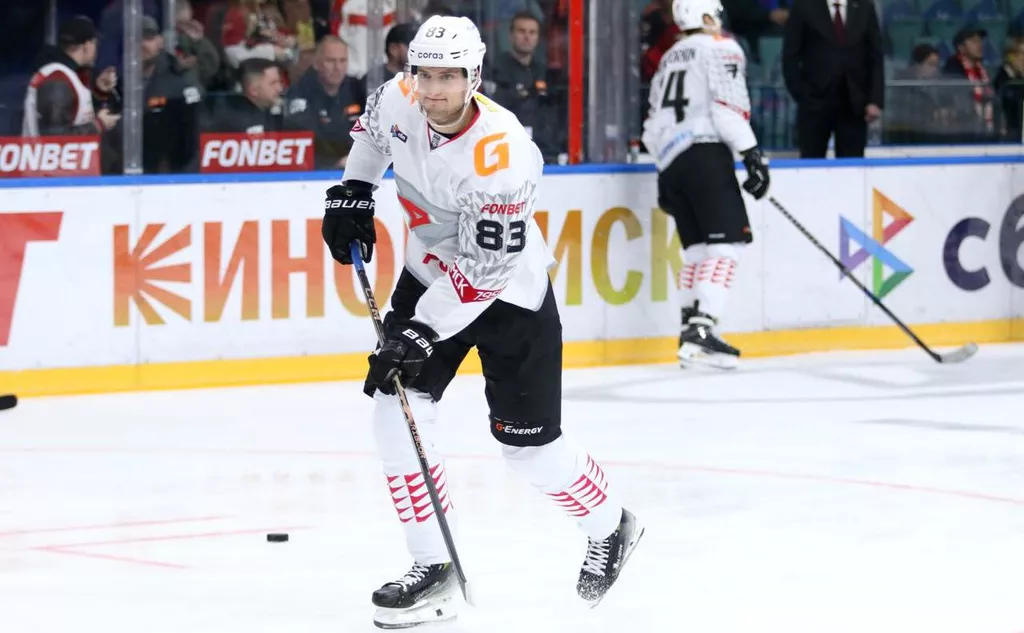 «Авангард» одержал победу над «Нефтехимиком» в четвертом матче плей-офф КХЛ