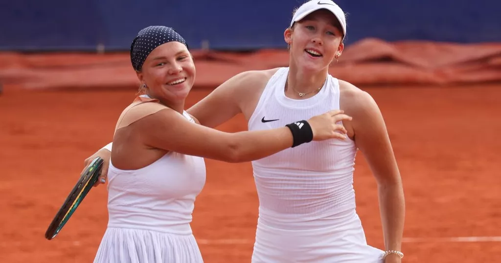 Янчук: пару Андреевой и Шнайдер ждёт большое будущее