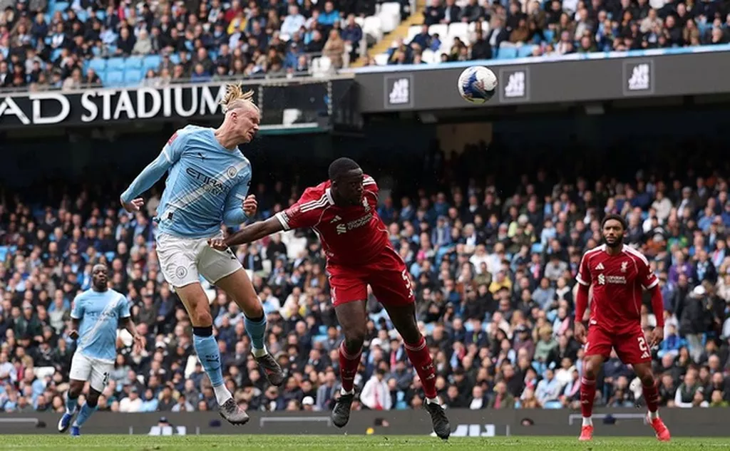 «Манчестер Сити» разгромил «Ливерпуль» в Кубке Англии благодаря хет-трику Холанда