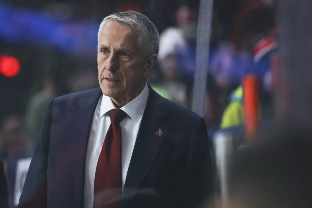 Источник: Боб Хартли покинет «Локомотив» и станет консультантом «Шанхай Дрэгонс»