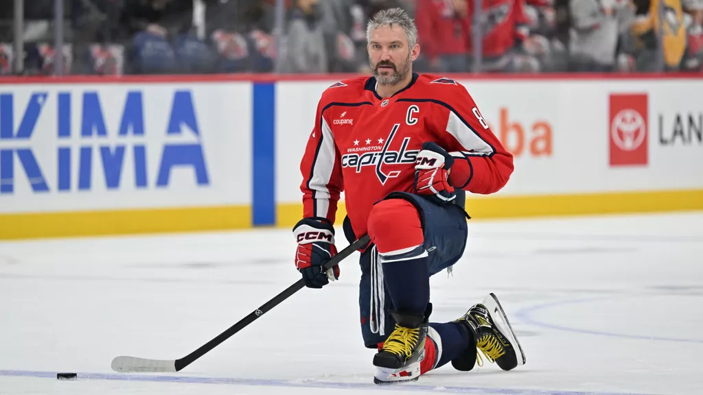 Черкас: Овечкин еще должен играть, физические кондиции позволяют