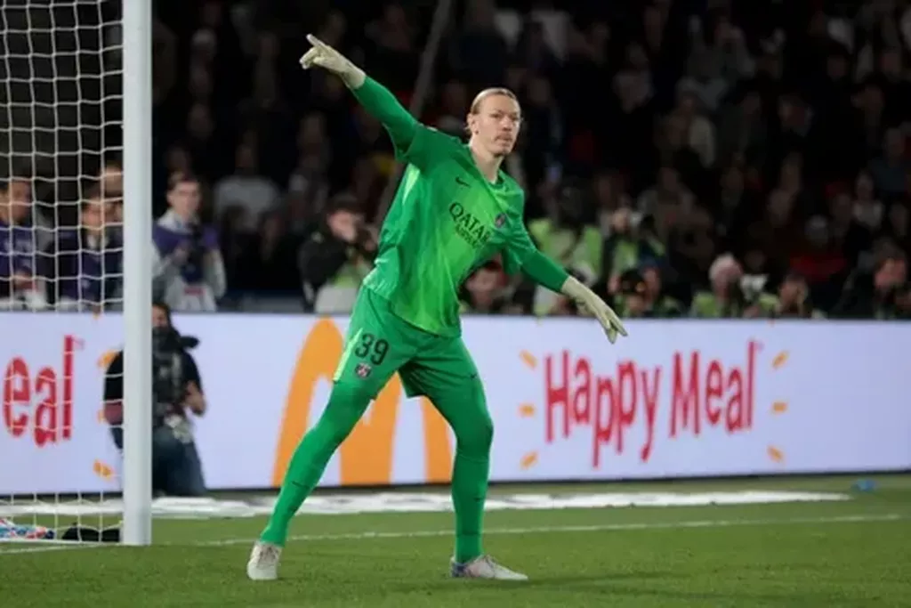 Матвей Сафонов выйдет в стартовом составе «ПСЖ» на полуфинальный матч ЛЧ с «Баварией»