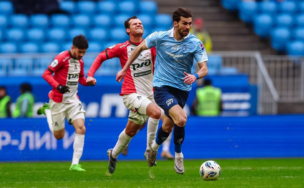 «Крылья Советов» обыграли «Локомотив» в домашнем матче 27-го тура РПЛ