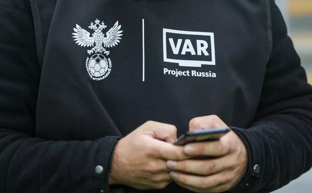 Угаров – о ВАР в России: зачем нам судьи, если я могу смотреть футбол по телевизору и свистеть