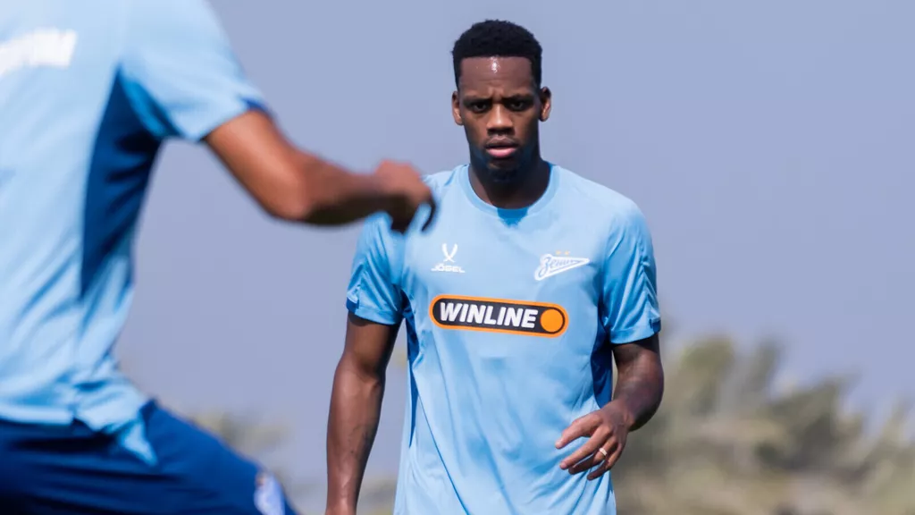 Угаров: Семак видит новичков только тогда, когда фотографируется с ними на пресс-конференциях