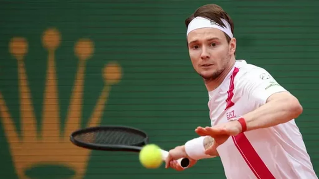 Александр Бублик вышел в четвертьфинал турнира ATP-1000 в Монте-Карло