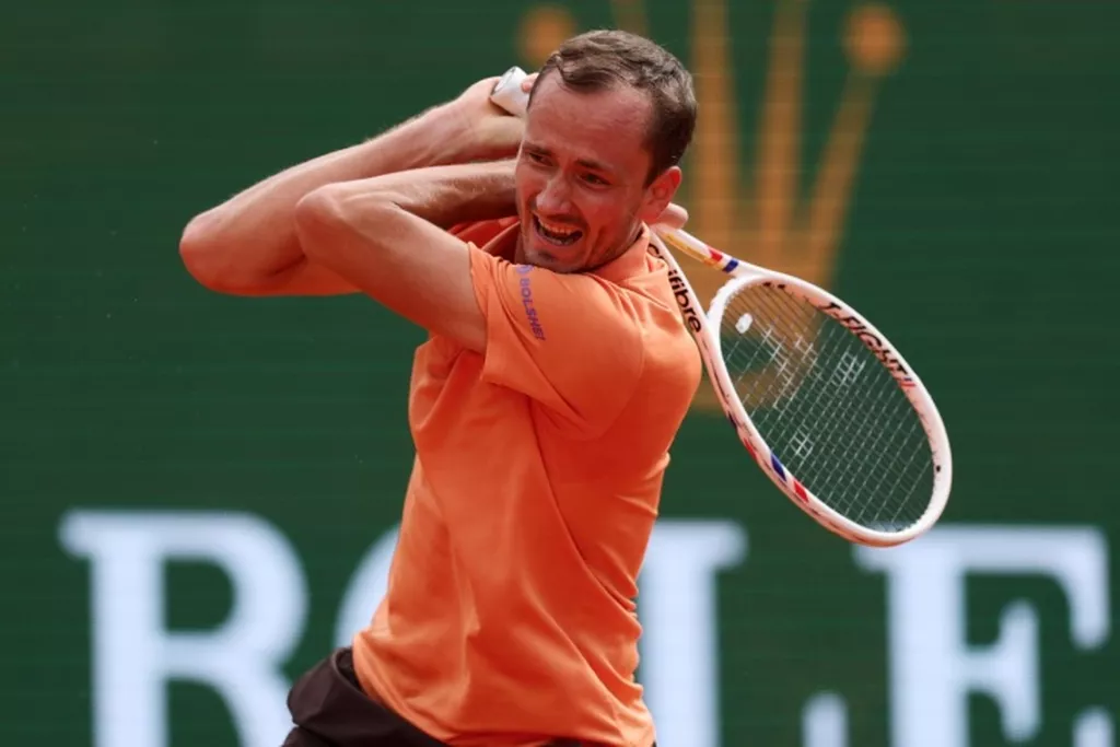 Медведев опустился на восьмое место в рейтинге ATP