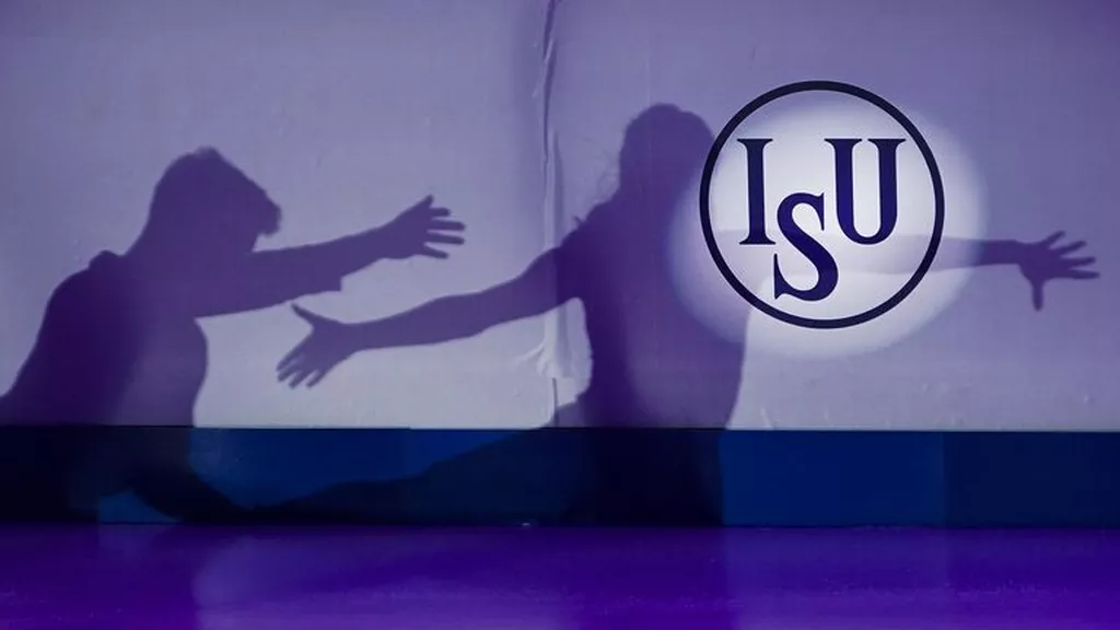 ISU допустил российских спортсменов до соревнований в нейтральном статусе