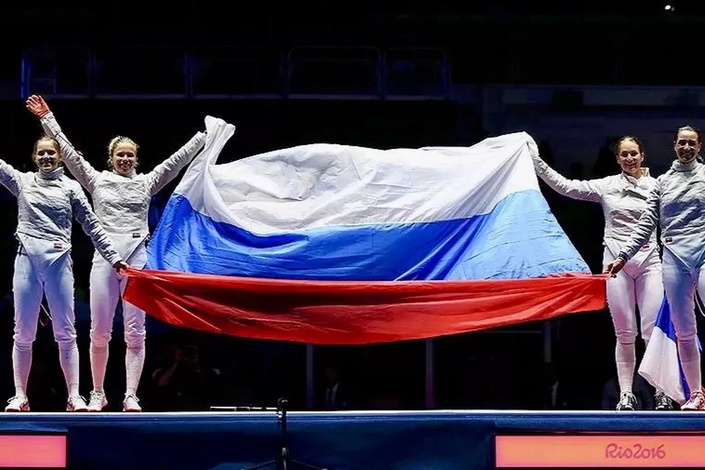 Международная федерация фехтования отменила ограничения для российских спортсменов