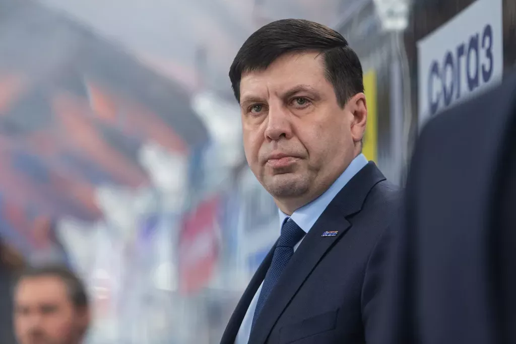 Павел Зубов официально назначен главным тренером «Лады»