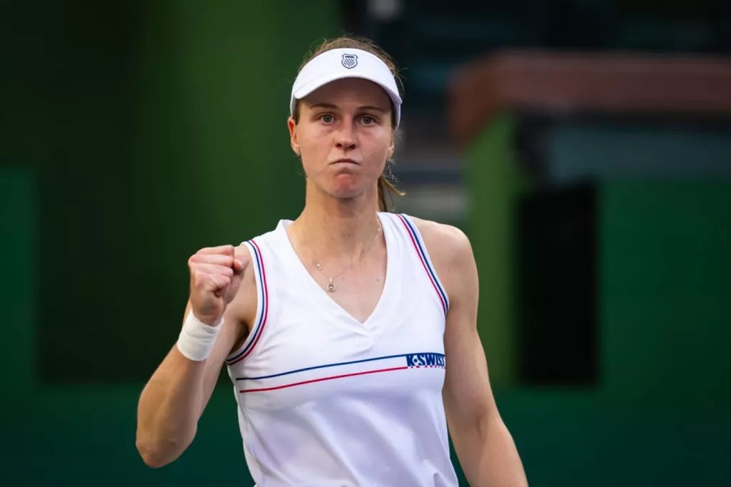 Людмила Самсонова вышла в четвертьфинал турнира в Вашингтоне