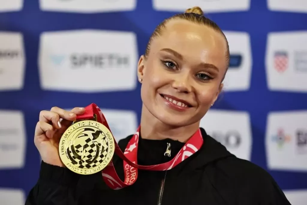 Ангелина Мельникова стала чемпионкой Европы — 2026 в опорном прыжке