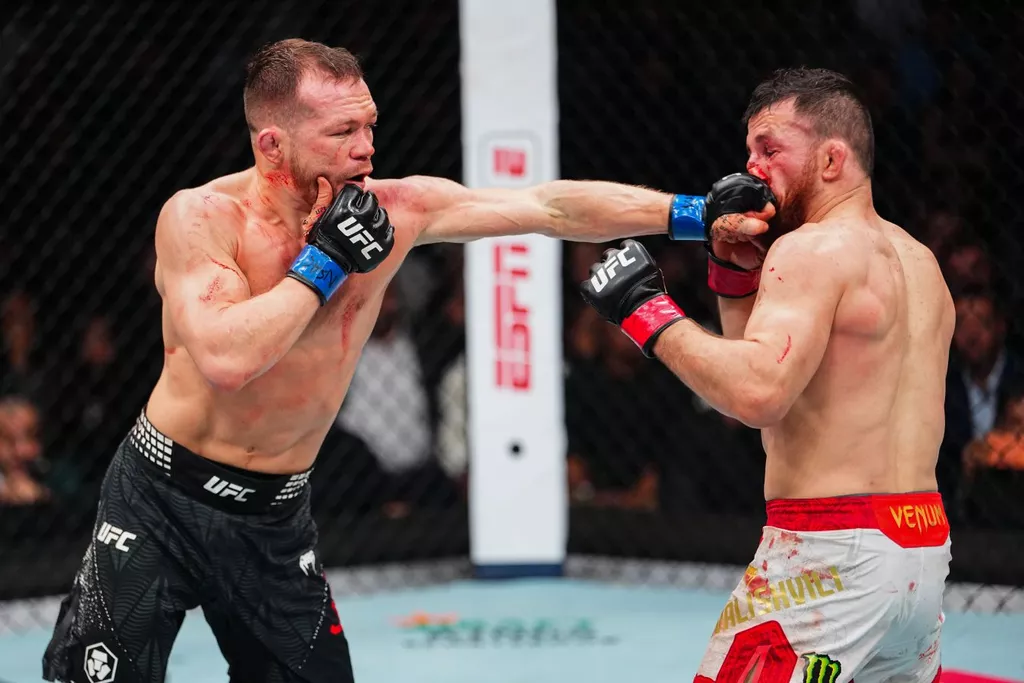UFC объявил о проведении третьего боя между Петром Яном и Мерабом Двалишвили