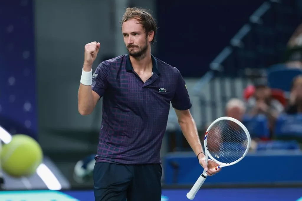 Даниил Медведев проиграл в четвёртом круге US Open — 2026