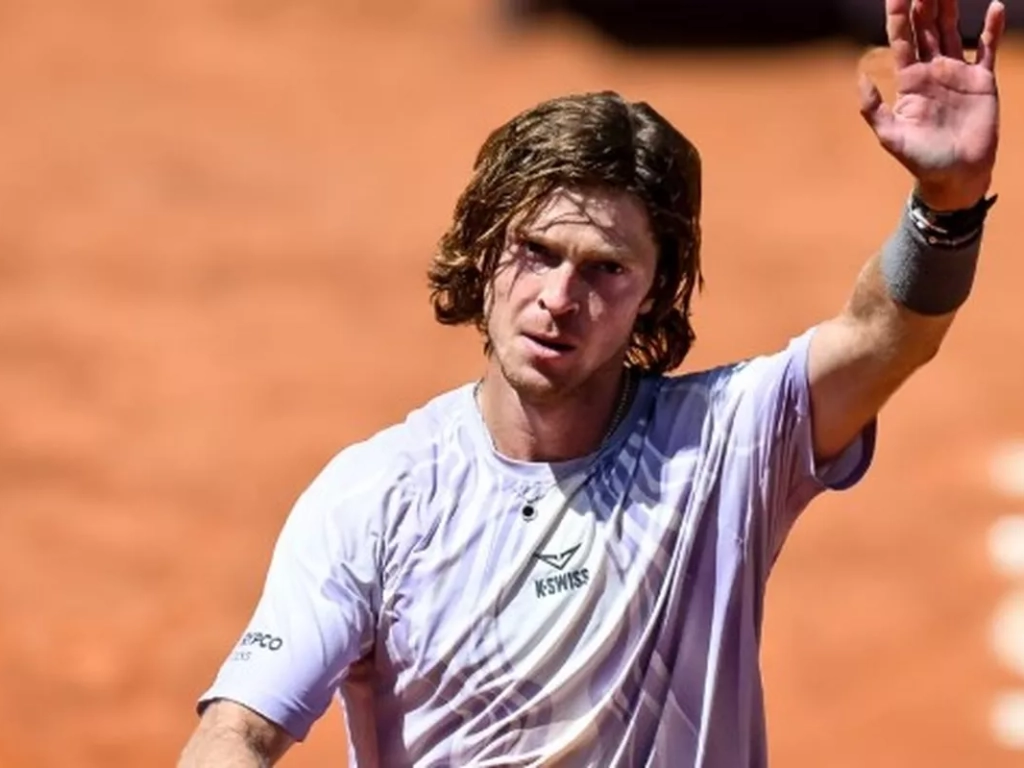 Рублёв обыграл Гастона и вышел в полуфинал турнира ATP-250 в Ханчжоу