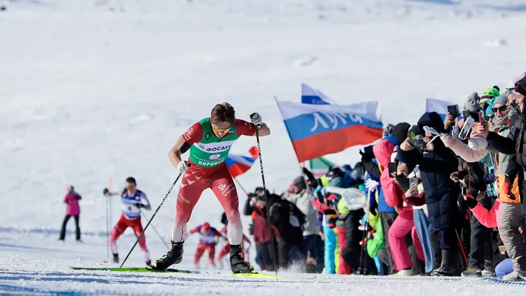 Официально: FIS допустила российских спортсменов до соревнований в нейтральном статусе